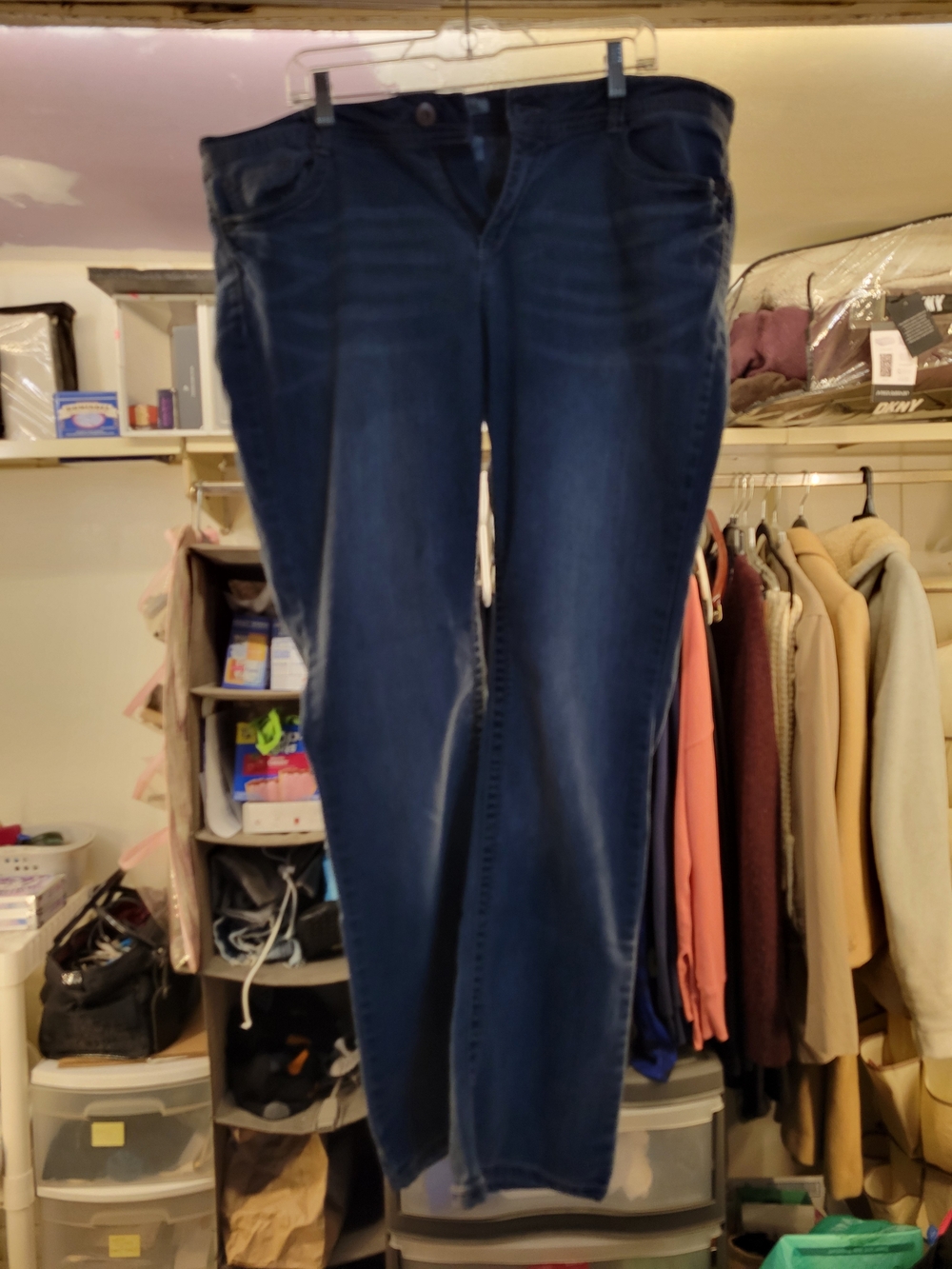 Mudd Women's Boot Cut Jeans in Dark Blue Wash Size 18